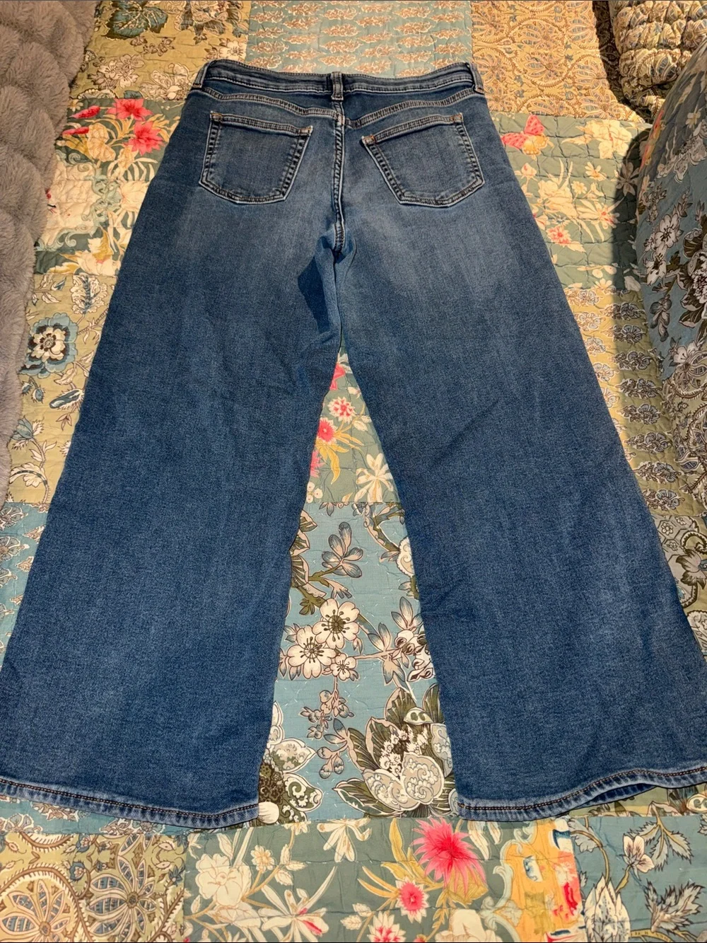 Gap Classic Girls Super Soft Wide-Leg Ankle Jeans in Dark Blue